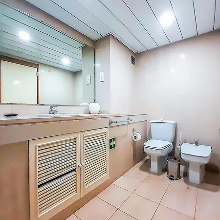 Apartamento L9 Incrível E Espaçoso De Dois Quartos Quarteira