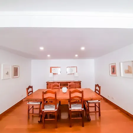 L9 Incrível E Espaçoso De Dois Quartos *