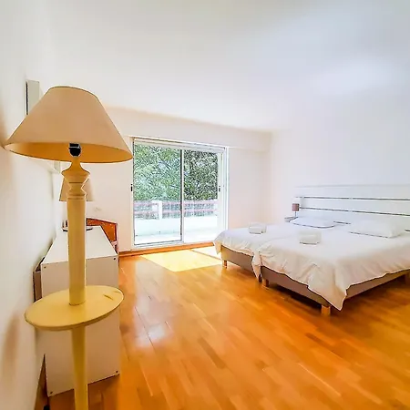 Апартаменты Por Do Sol Dourado T2 Hsr Vilamarina